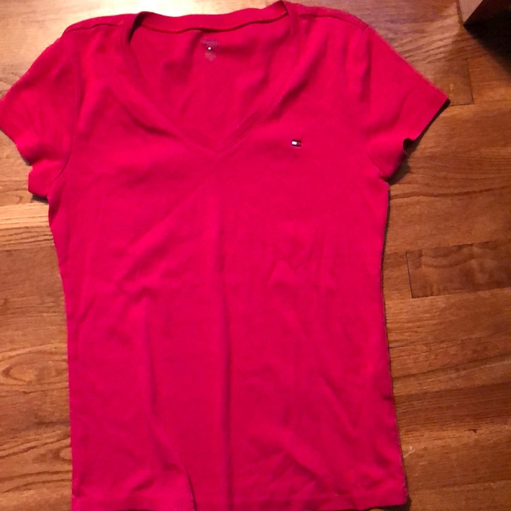 Tommy Hilfiger new vneck